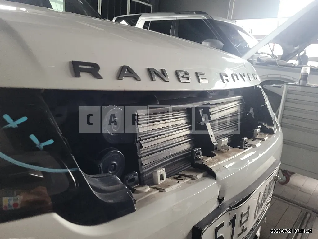 Photo 2 of 19: 2018 Land Rover Range Rover Sport 3.0d, VIN SALWA2BK1JA403894 — Korean insurance auction