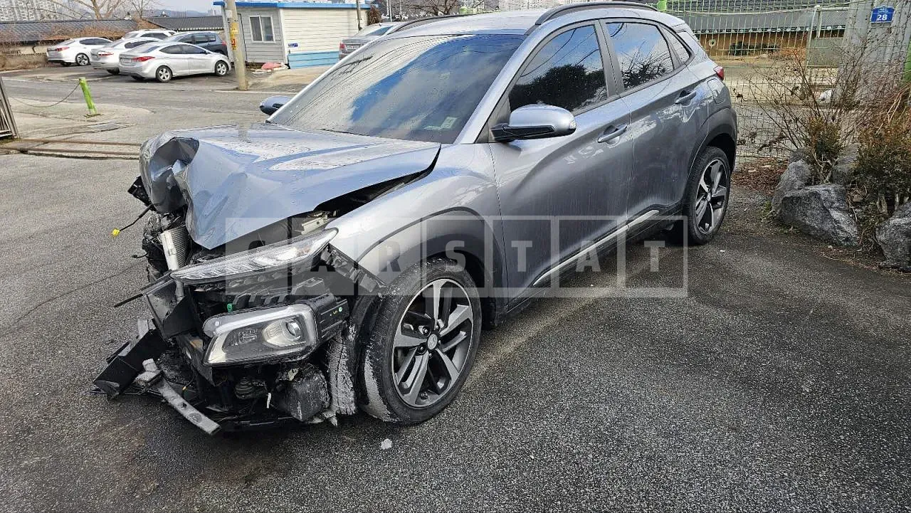 Photo 2 of 17: 2017 Hyundai Kona, VIN KMHK5816GJU006282 — Korean insurance auction