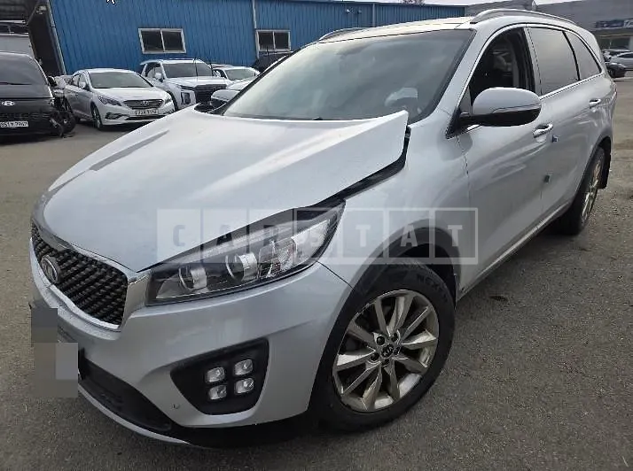Photo 2 of 12: 2015 Kia Sorento — Korean insurance auction
