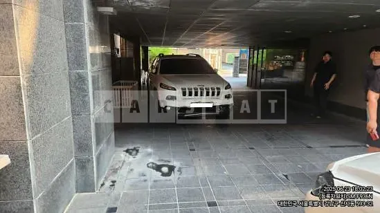 Photo 2 of 12: 2017 Jeep Zip Cherokee 2.2 — Korean insurance auction