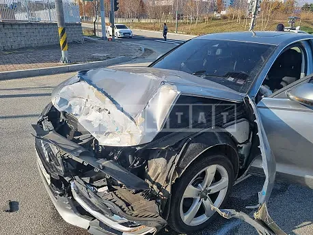 Photo 2 of 6: 2015 Audi A6 35 TDI, VIN WAUZZZ4G3FN002584 — Korean insurance auction