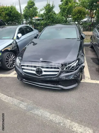 Photo 1 of 20: 2019 Mercedes-Benz E300 — Korean insurance auction