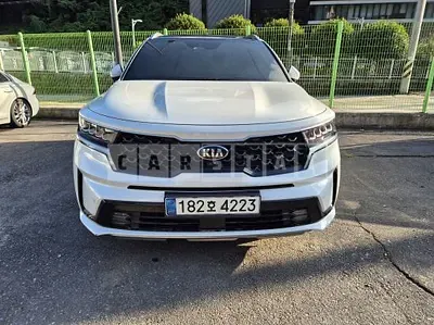 Photo 1 of 13: 2021 Kia Sorento, VIN KNARK81GBMA031950 — Korean insurance auction