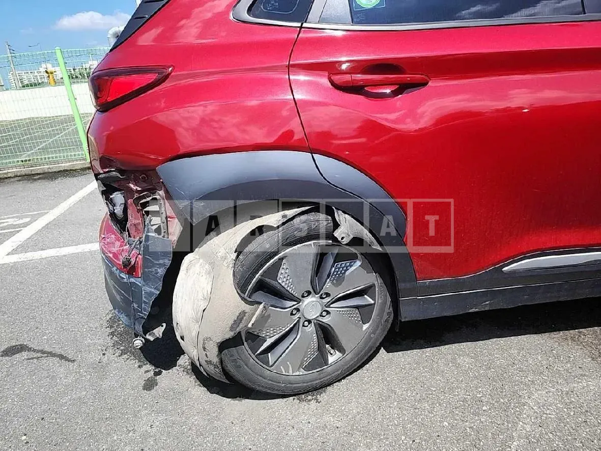 Photo 2 of 15: 2018 Hyundai Kona Electric Car — Korean insurance auction
