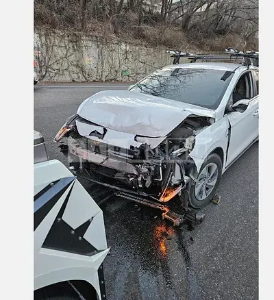 Photo 1 of 10: 2017 Hyundai IONIQ Hybrid — Korean insurance auction
