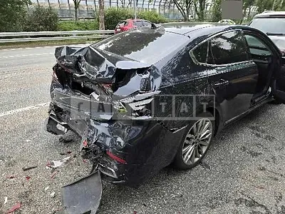 Photo 1 of 19: 2019 Kia K7 — Korean insurance auction