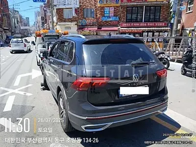 Photo 1 of 49: 2021 Volkswagen Tiguan 2.0 TDI — Korean insurance auction
