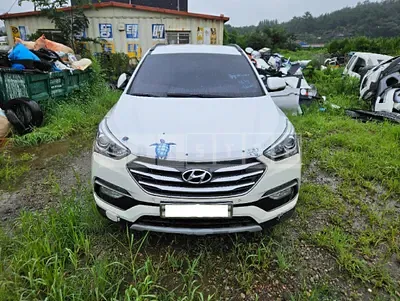 Photo 1 of 24: 2018 Hyundai Santa Fe, VIN KMHSW81UBJU795385 — Korean insurance auction
