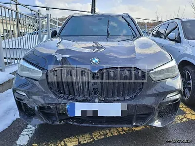 Photo 1 of 37: 2021 BMW X5 xDrive30d — Korean insurance auction