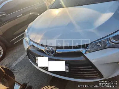 Photo 1 of 9: 2016 Toyota Camry Hybrid The — Korean insurance auction