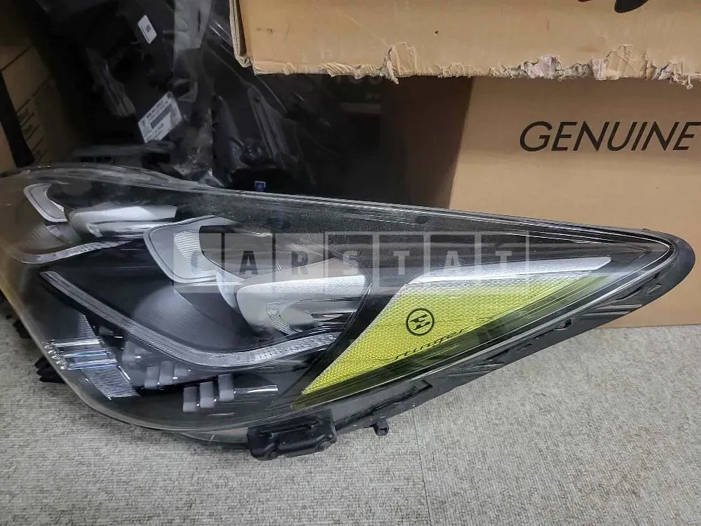 Photo 2 of 5: 2017 Kia Light /Stinger Light, VIN KNAE351ABJS000619 — Korean insurance auction