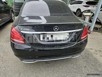 Photo 1 of 11: 2016 Mercedes-Benz C200 — Korean insurance auction