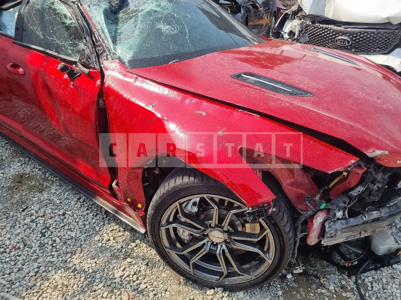 Photo 2 of 16: 2021 Kia Stinger, VIN KNAE551CDMS094288 — Korean insurance auction