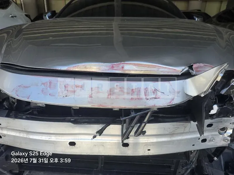 Photo 2 of 7: 2024 Lexus ES300h — Korean insurance auction