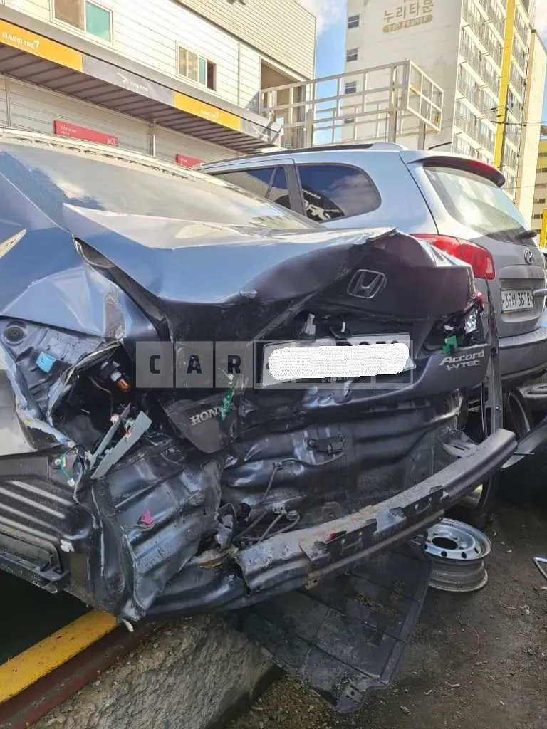Photo 2 of 6: 2016 Honda Accord 2.4, VIN 1HGCR2680GA511761 — Korean insurance auction