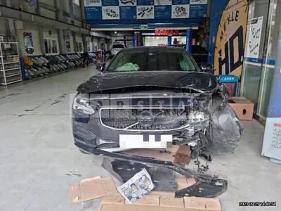 Photo 1 of 12: 2017 Volvo S90T5, VIN YV1PS102DH1012628 — Korean insurance auction