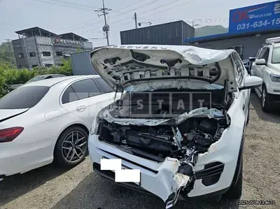 Photo 1 of 32: 2018 Land Rover Discovery Sport 2.0d — Korean insurance auction