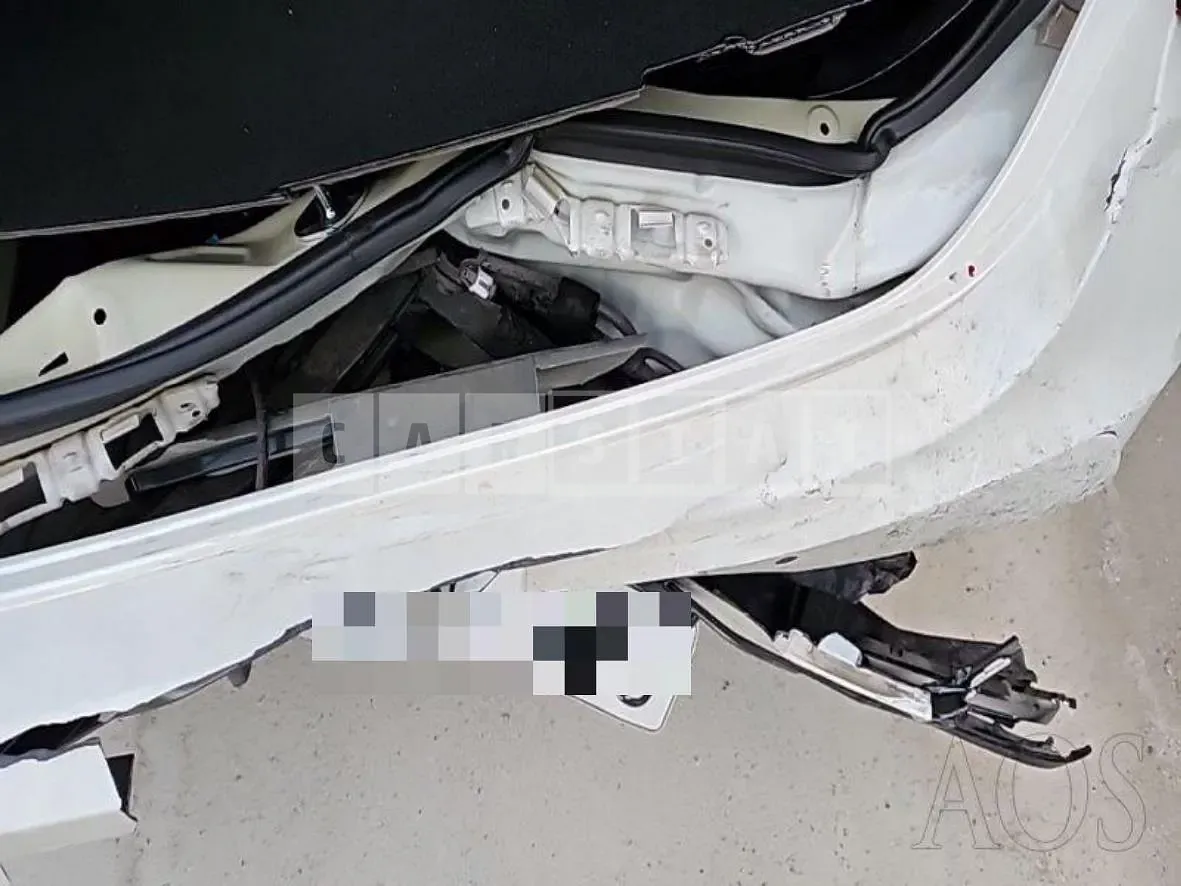 Photo 2 of 32: 2021 Kia K5, VIN KNAG6412BMA105576 — Korean insurance auction