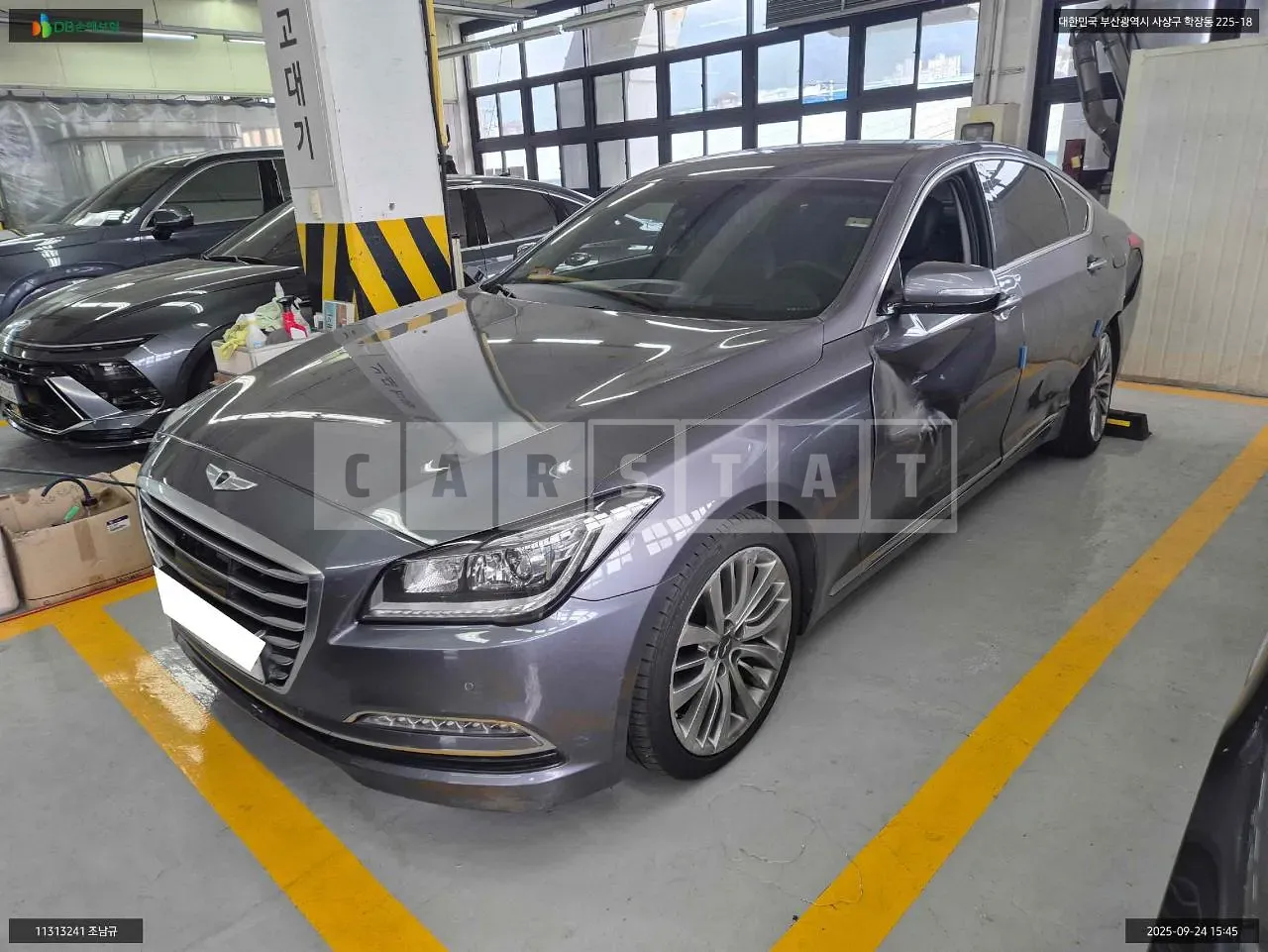 Photo 2 of 12: 2016 Hyundai Genesis, VIN KMHGM41DBGU174829 — Korean insurance auction