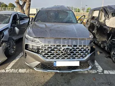 Photo 1 of 6: 2021 Hyundai Santa Fe, VIN KMHS381HGMU374717 — Korean insurance auction
