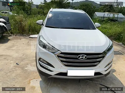 Photo 1 of 14: 2016 Hyundai Tucson, VIN KMHJ581ABHU271786 — Korean insurance auction