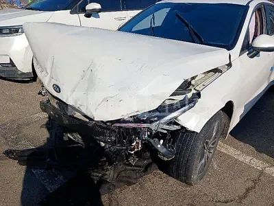 Photo 1 of 7: 2021 Kia K5 Hybrid 2.0, VIN KNAG241JBMA016312 — Korean insurance auction