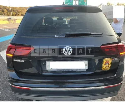 Photo 1 of 10: 2018 Volkswagen Tiguan 2.0 TDI 4MOTION, VIN WVGZZZ5NZJW928230 — Korean insurance auction