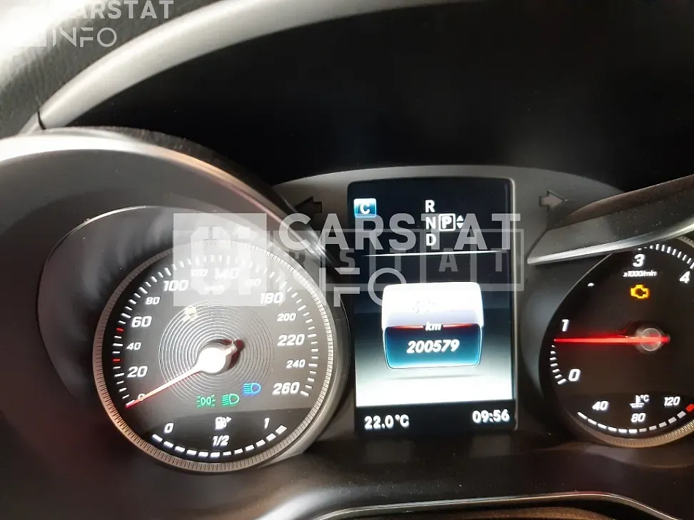 Photo 2 of 12: 2015 Mercedes-Benz C220 BlueTec, VIN WDDWF0EB3FF111060 — Korean insurance auction