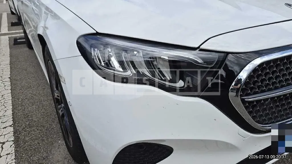 Photo 2 of 38: 2025 Mercedes-Benz E 200 — Korean insurance auction