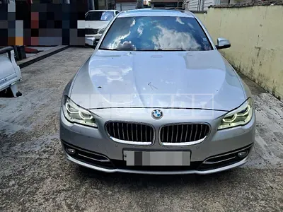 Photo 1 of 9: 2015 BMW 528i — Korean insurance auction