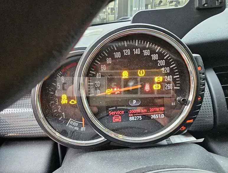 Photo 2 of 8: 2014 MINI Cooper — Korean insurance auction