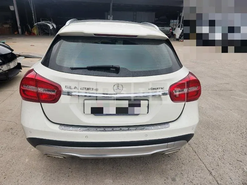 Photo 2 of 29: 2016 Mercedes-Benz GLA200 d 4Matic — Korean insurance auction