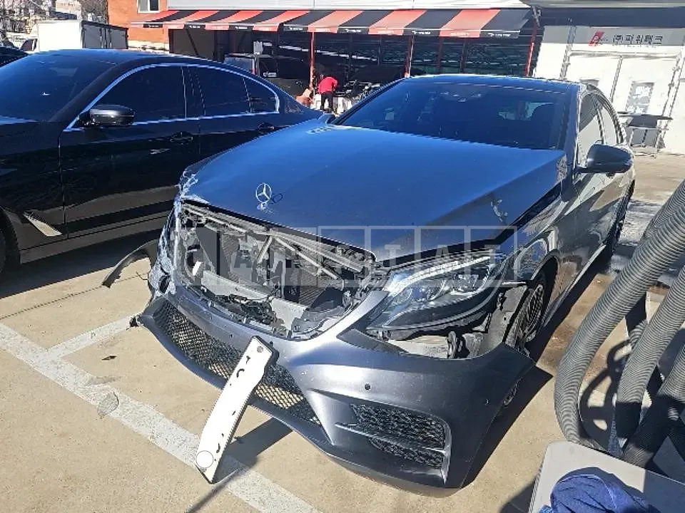 Photo 2 of 46: 2017 Mercedes-Benz S350d 4Matic, VIN WDDUF3DB6HA295520 — Korean insurance auction