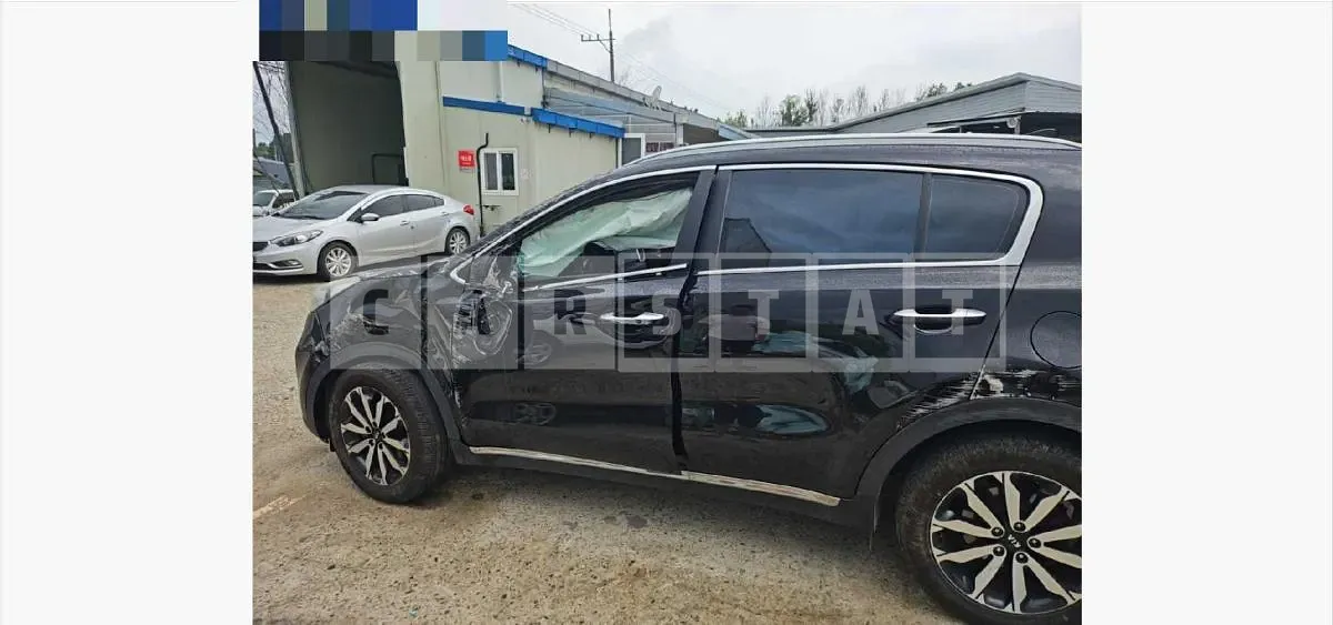 Photo 2 of 19: 2016 Kia Sportage 1.7 — Korean insurance auction