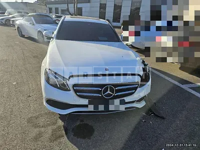 Photo 1 of 12: 2020 Mercedes-Benz E250 — Korean insurance auction