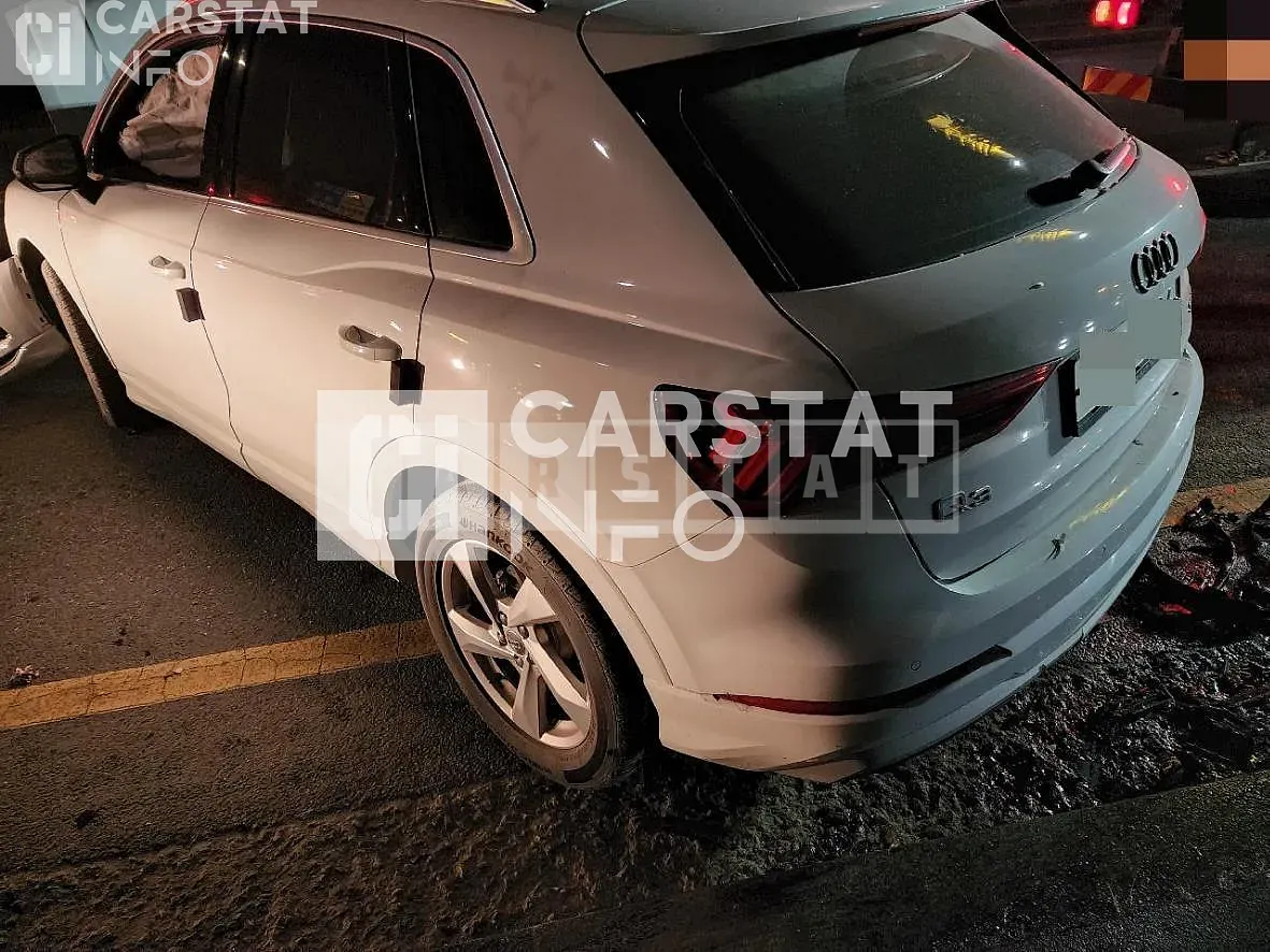 Photo 2 of 12: 2020 Audi Q3 35 TDI, VIN WAUZZZF34L1093085 — Korean insurance auction
