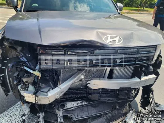Photo 2 of 9: 2024 Hyundai Santa Fe — Korean insurance auction