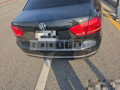 Photo 1 of 11: 2015 Volkswagen Passat 2.0 TDI — Korean insurance auction