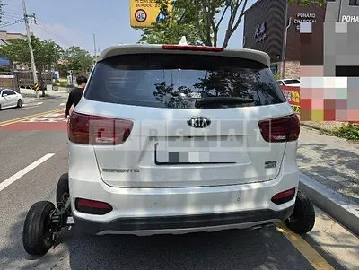 Photo 1 of 6: 2018 Kia Sorento 4WD — Korean insurance auction