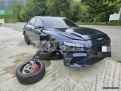 Photo 1 of 8: 2021 Genesis G70 2.0T — Korean insurance auction