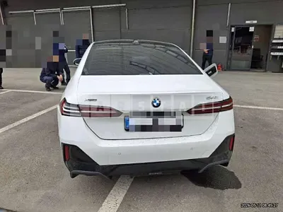 Photo 1 of 18: 2025 BMW 530i xDrive — Korean insurance auction