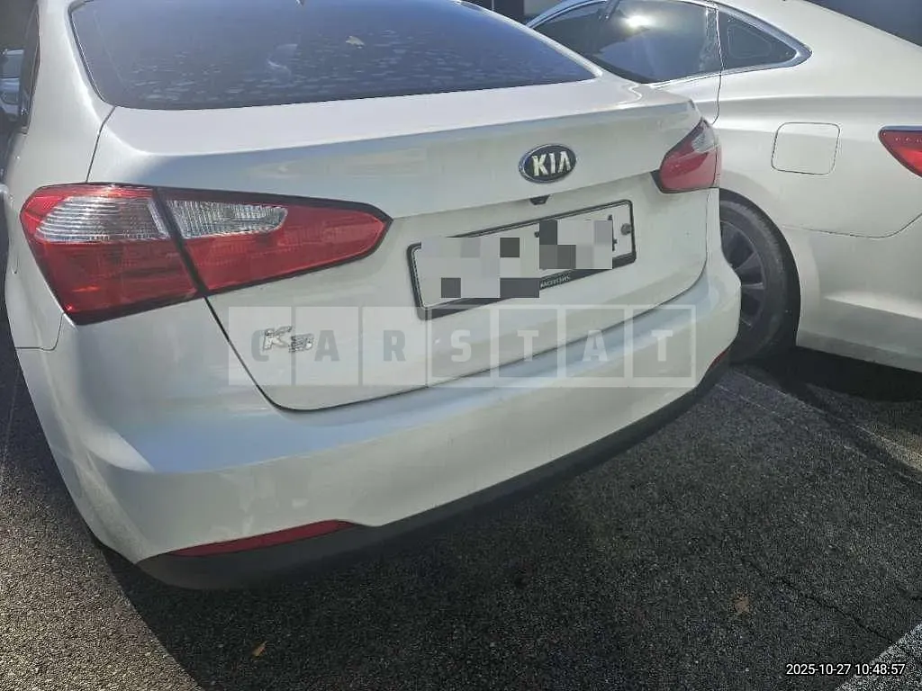 Photo 2 of 12: 2015 Kia Kz — Korean insurance auction