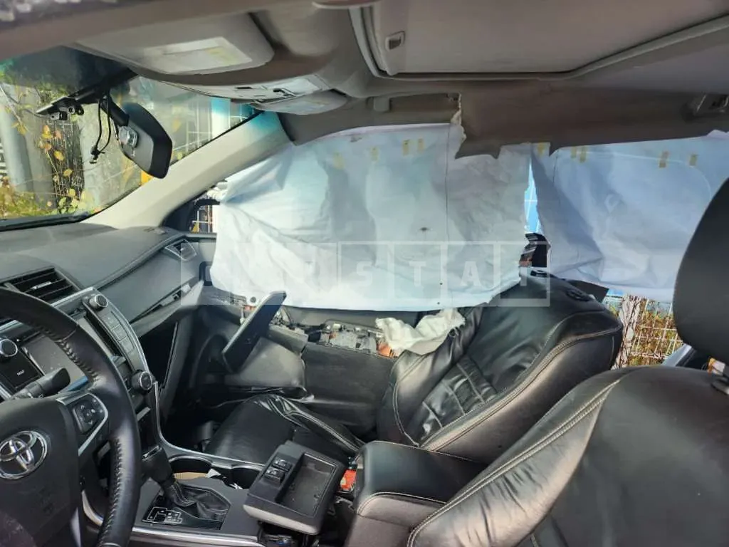 Photo 2 of 16: 2015 Toyota Camry — Korean insurance auction