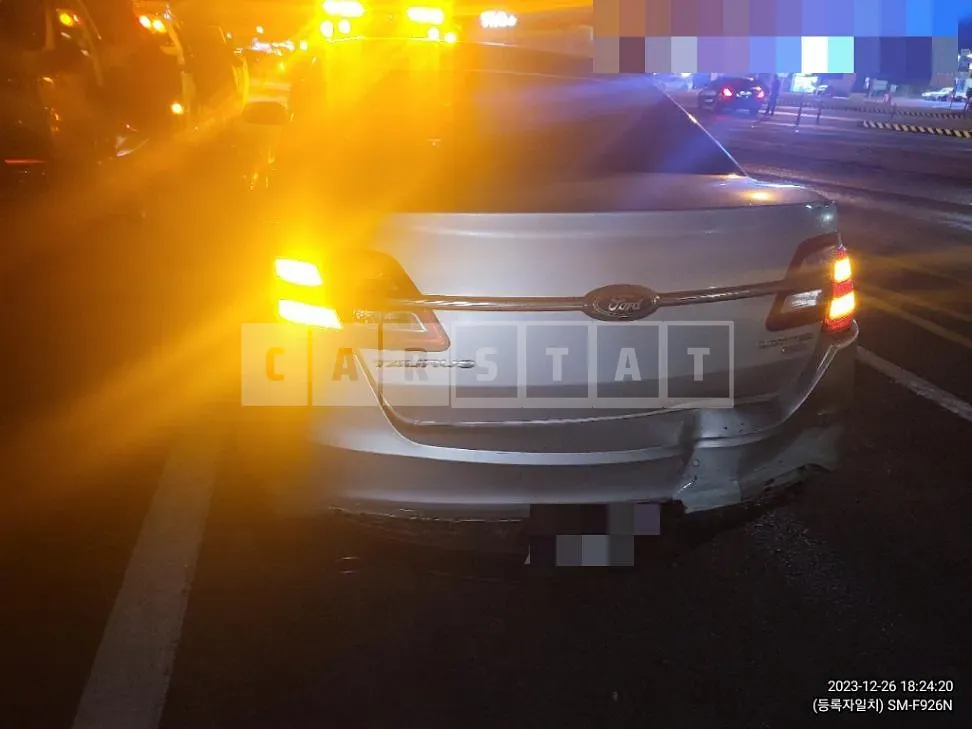 Photo 2 of 12: 2016 Ford Taurus, VIN 1FAHP2F92GG137481 — Korean insurance auction