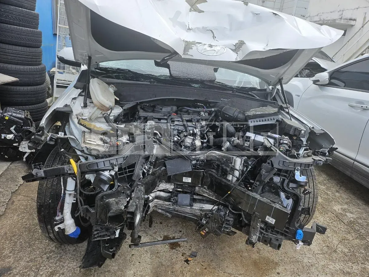 Photo 2 of 10: 2023 Hyundai Kona — Korean insurance auction