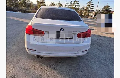 Photo 1 of 10: 2018 BMW 320d — Korean insurance auction