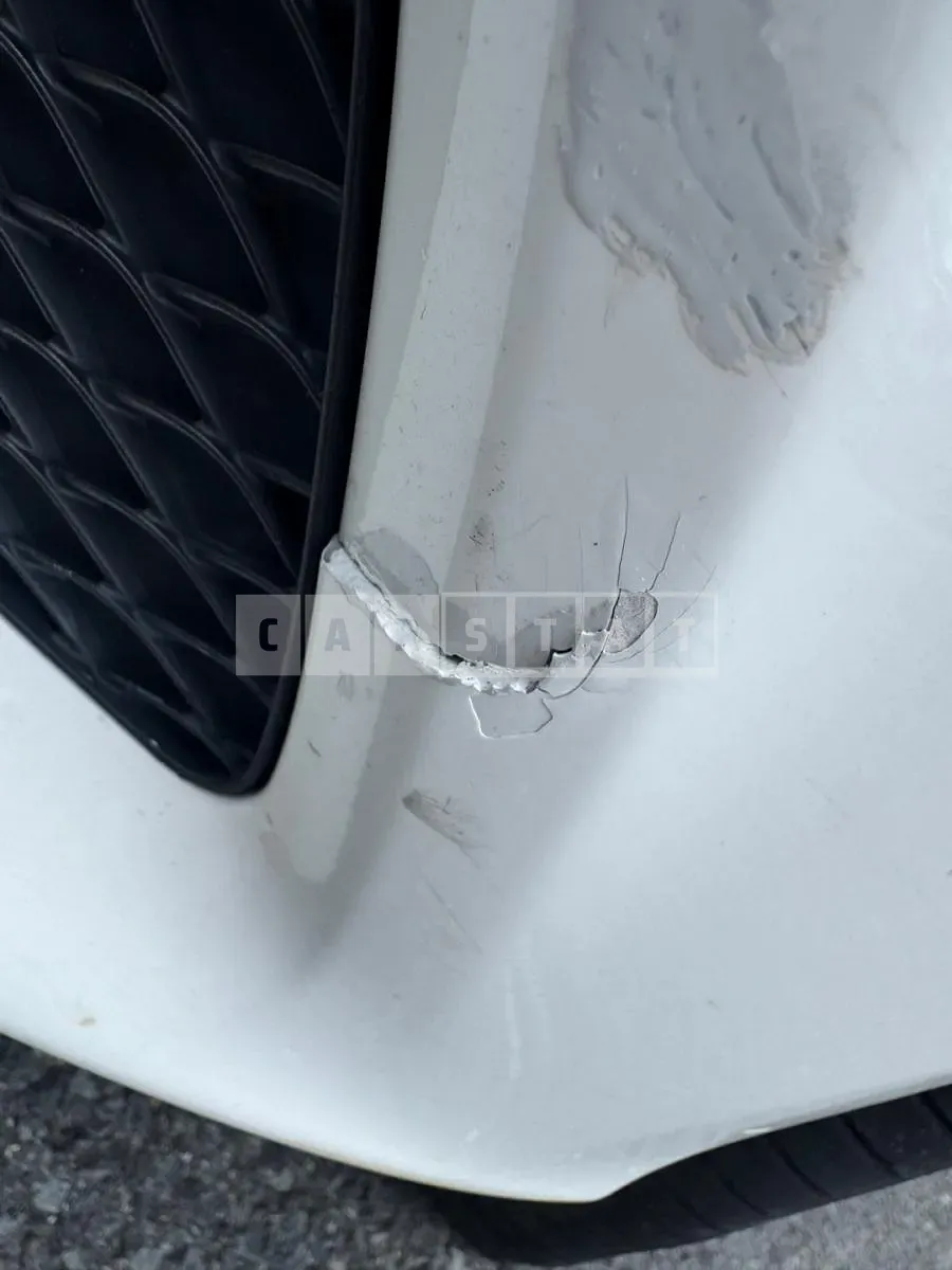Photo 2 of 19: 2018 Mercedes-Benz C220 d 4Matic — Korean insurance auction