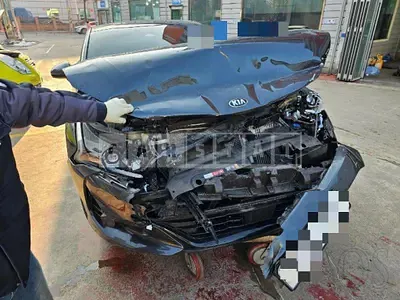 Photo 1 of 22: 2020 Kia K5 1.6, VIN KNAG3412BLA016958 — Korean insurance auction