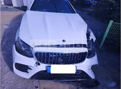 Photo 1 of 25: 2018 Mercedes-Benz E220d Coupe, VIN WDD1J1EB0JF062651 — Korean insurance auction