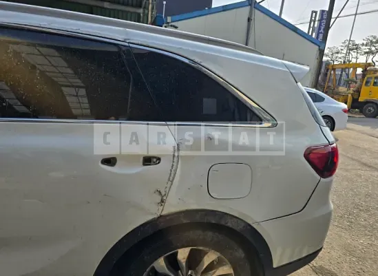 Photo 2 of 27: 2019 Kia Sorento — Korean insurance auction
